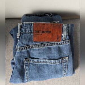 One Teaspoon Legend High Waist Mom Jeans – Size 27
